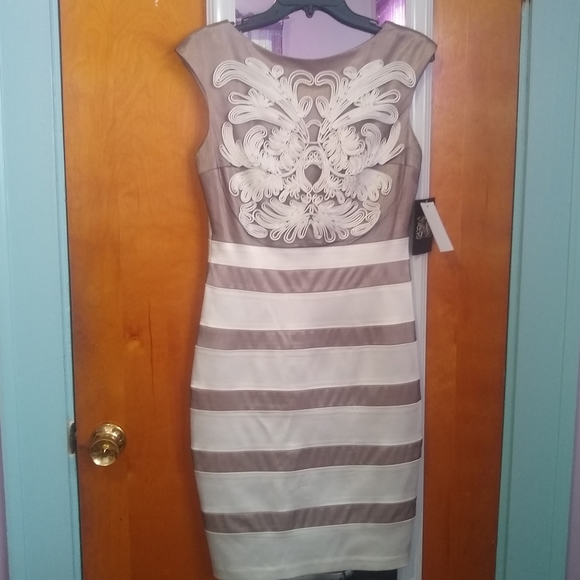 Jax Dresses & Skirts - NWT Jax Dress - Size 10
